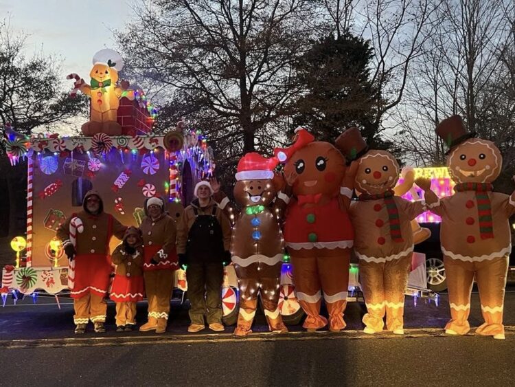 West Cape May Christmas Parade 2024 2nd Place Small Group Seapointe